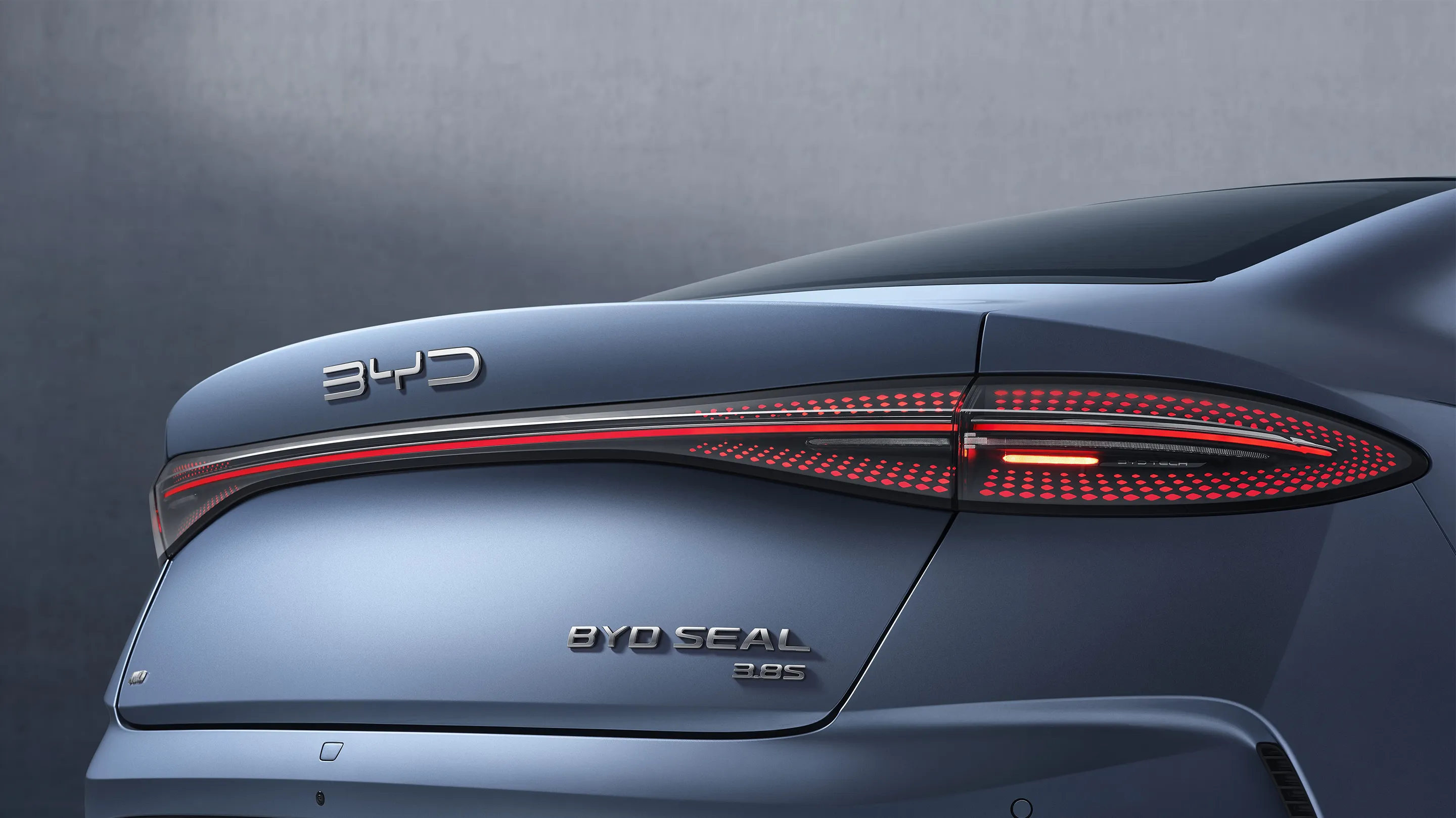 BYD SEAL gallery image 1