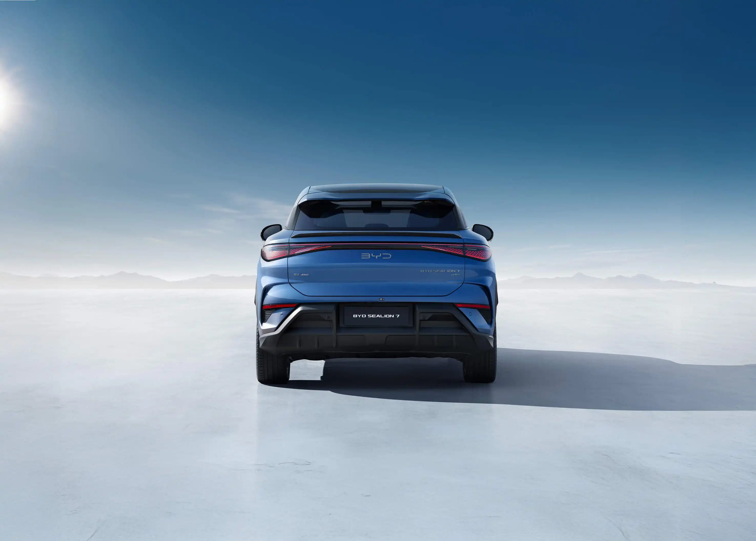 BYD SEALION 7 EV gallery image 3