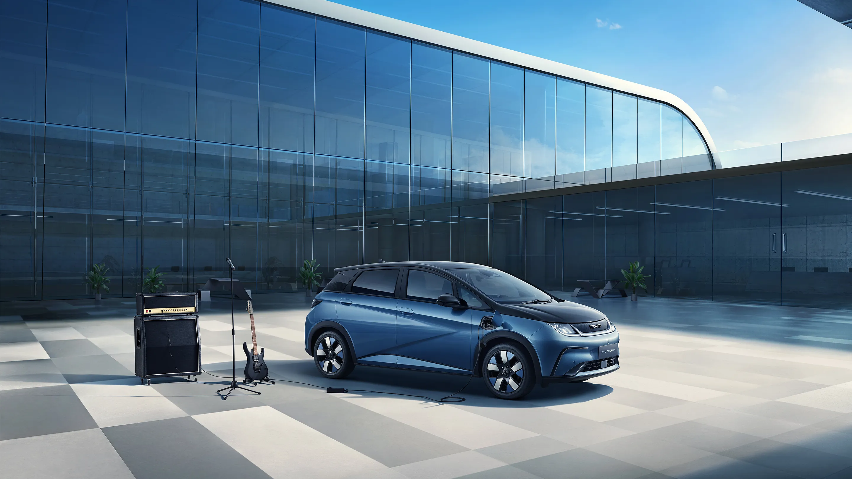 BYD DOLPHIN gallery image 1
