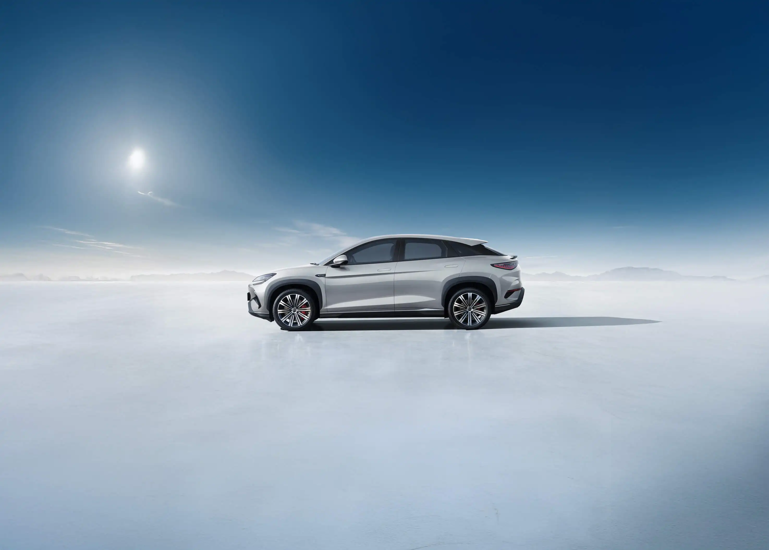 BYD SEALION 7 EV gallery image 1