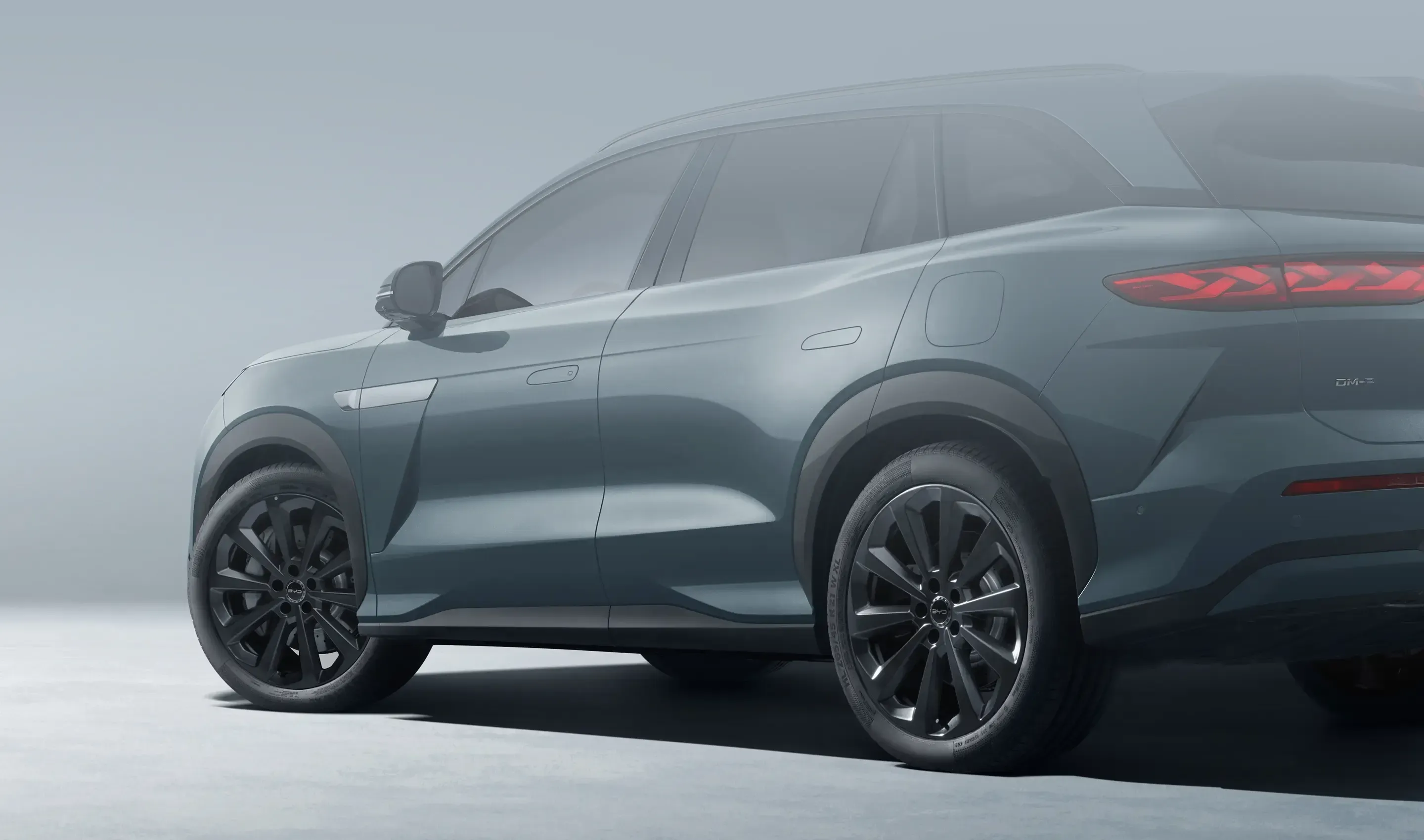BYD Atto 8 gallery image 3