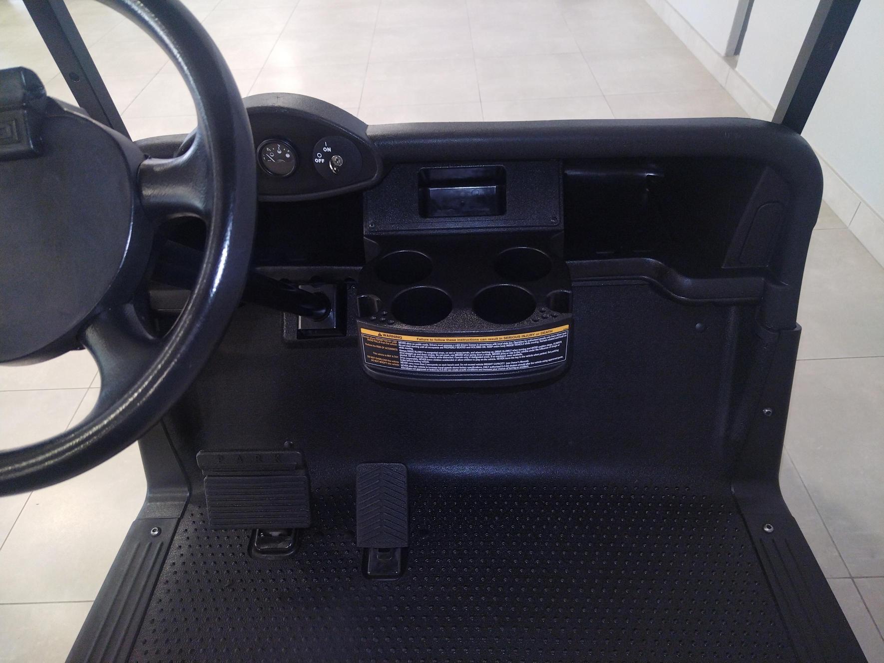 refurbished-rxv-fleet-2-seater-lithium