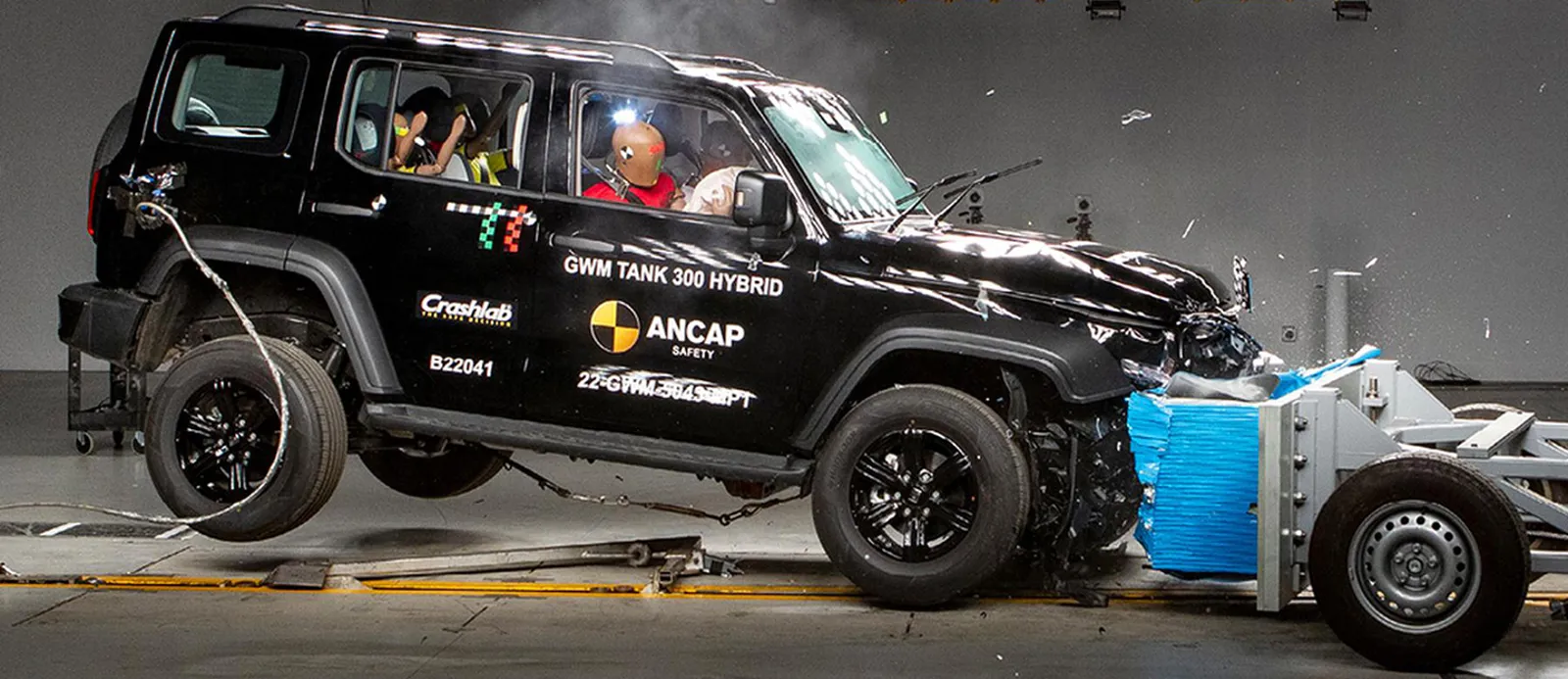 International News GWM’s Tank 300 Achieves A 5-star Ancap Rating video-banner