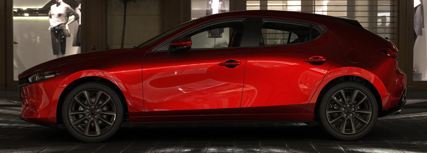 Facelifted Mazda3  video-banner