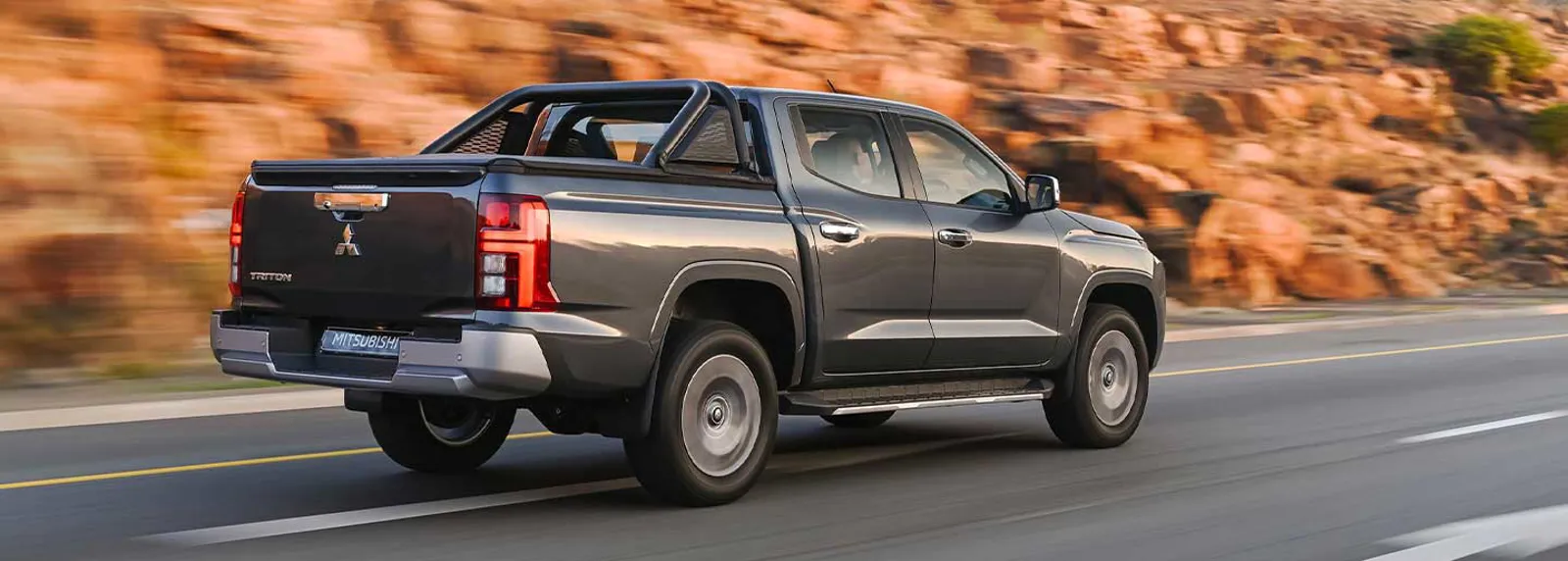 Mitsubishi Triton scoops TopGear South Africa Bakkie of the Year award video-banner