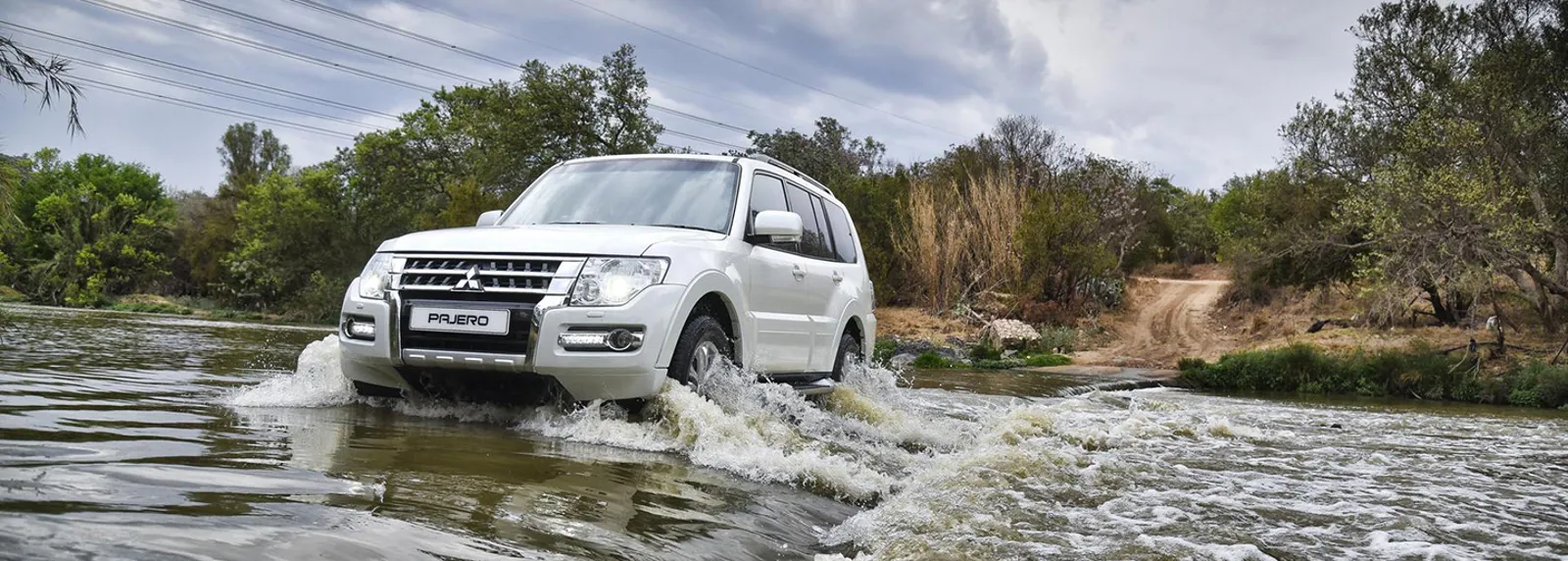Mitsubishi launches Pajero “Legend 100” video-banner