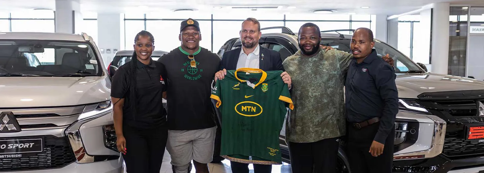 Sporting icon Bongi Mbonambi hooks up with the legendary Mitsubishi Pajero Sport video-banner