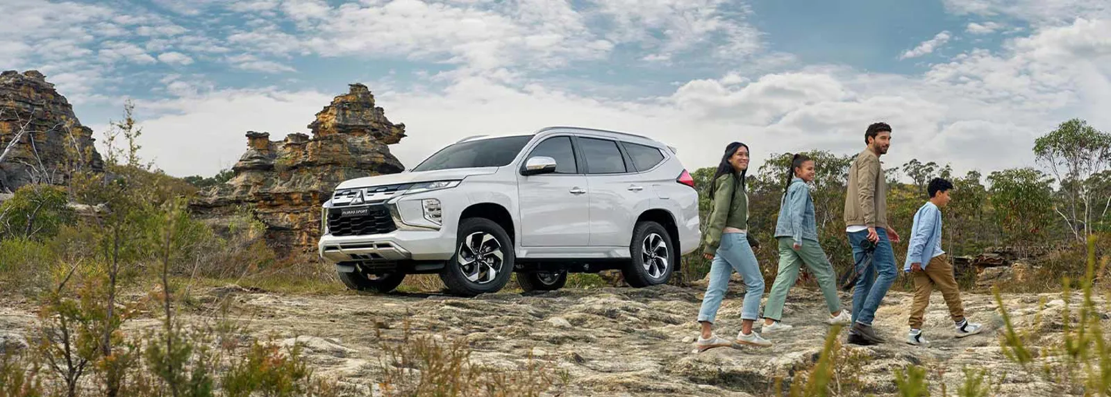Facelifted Mitsubishi Pajero Sport levels up with more features video-banner