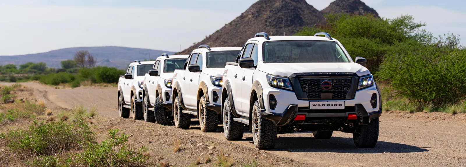 Nissan Navara Warrior attempts off-road driving record video-banner