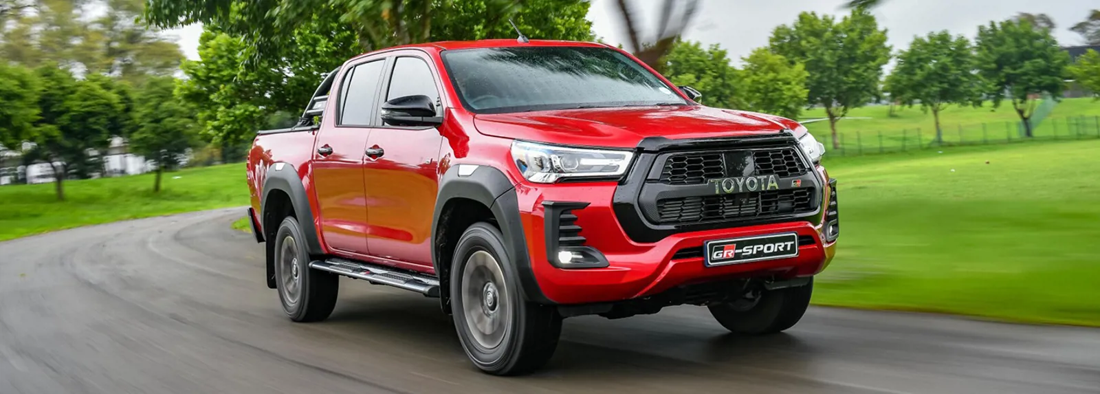 TOYOTA KEEPS MOMENTUM IN A DECLINING MARKET video-banner